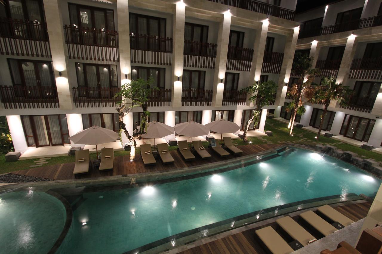 Grand La Walon Hotel Legian Eksteriør billede
