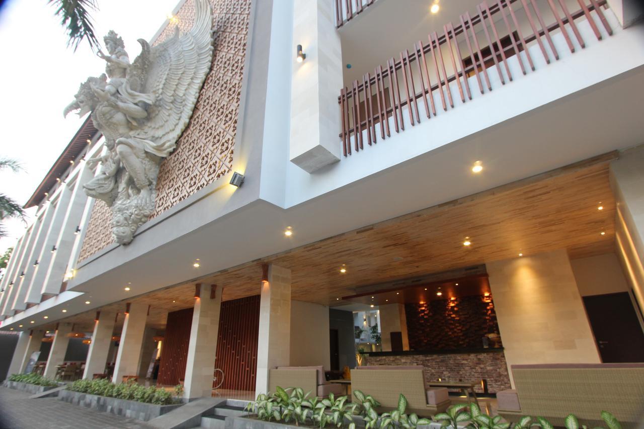 Grand La Walon Hotel Legian Eksteriør billede