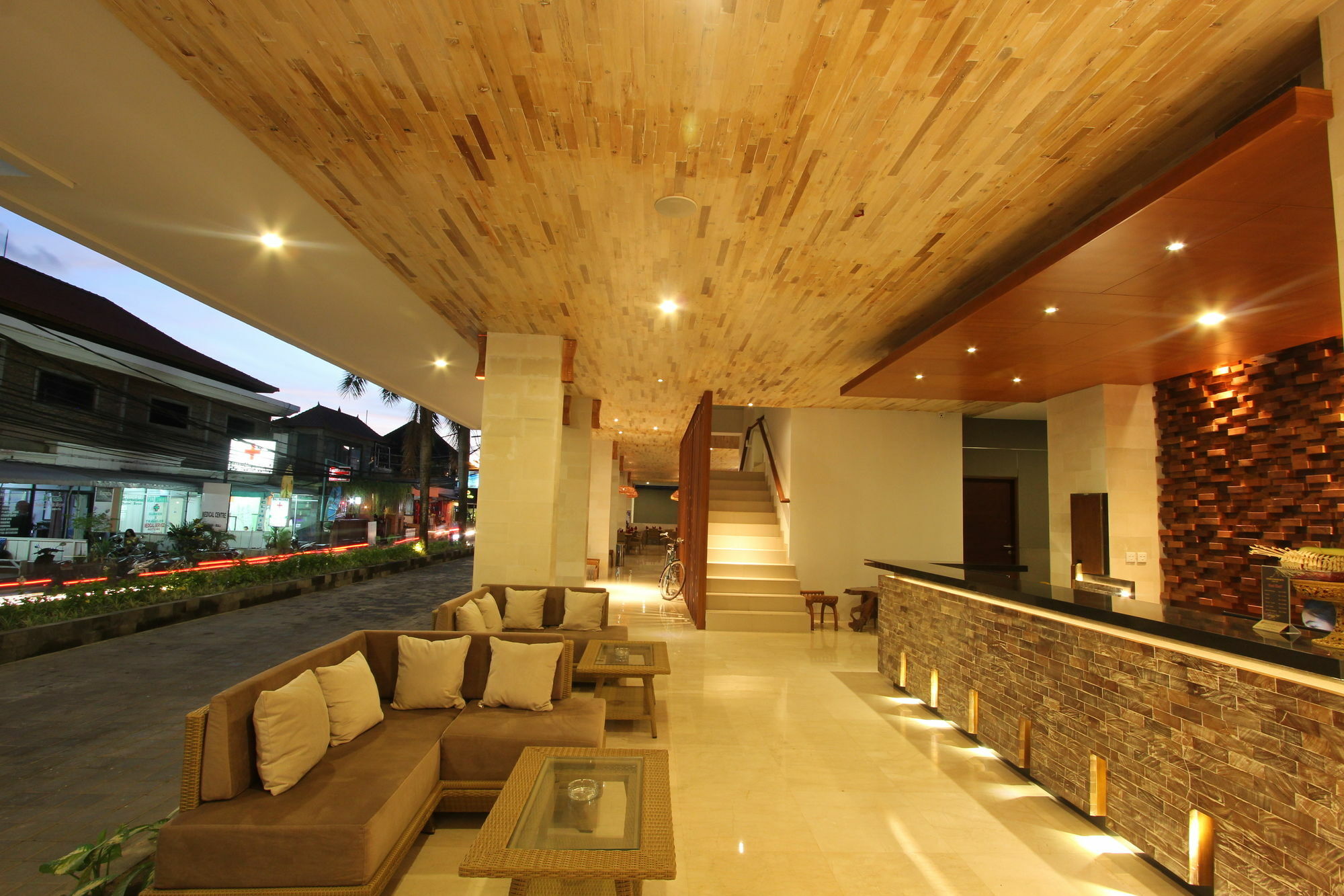 Grand La Walon Hotel Legian Eksteriør billede