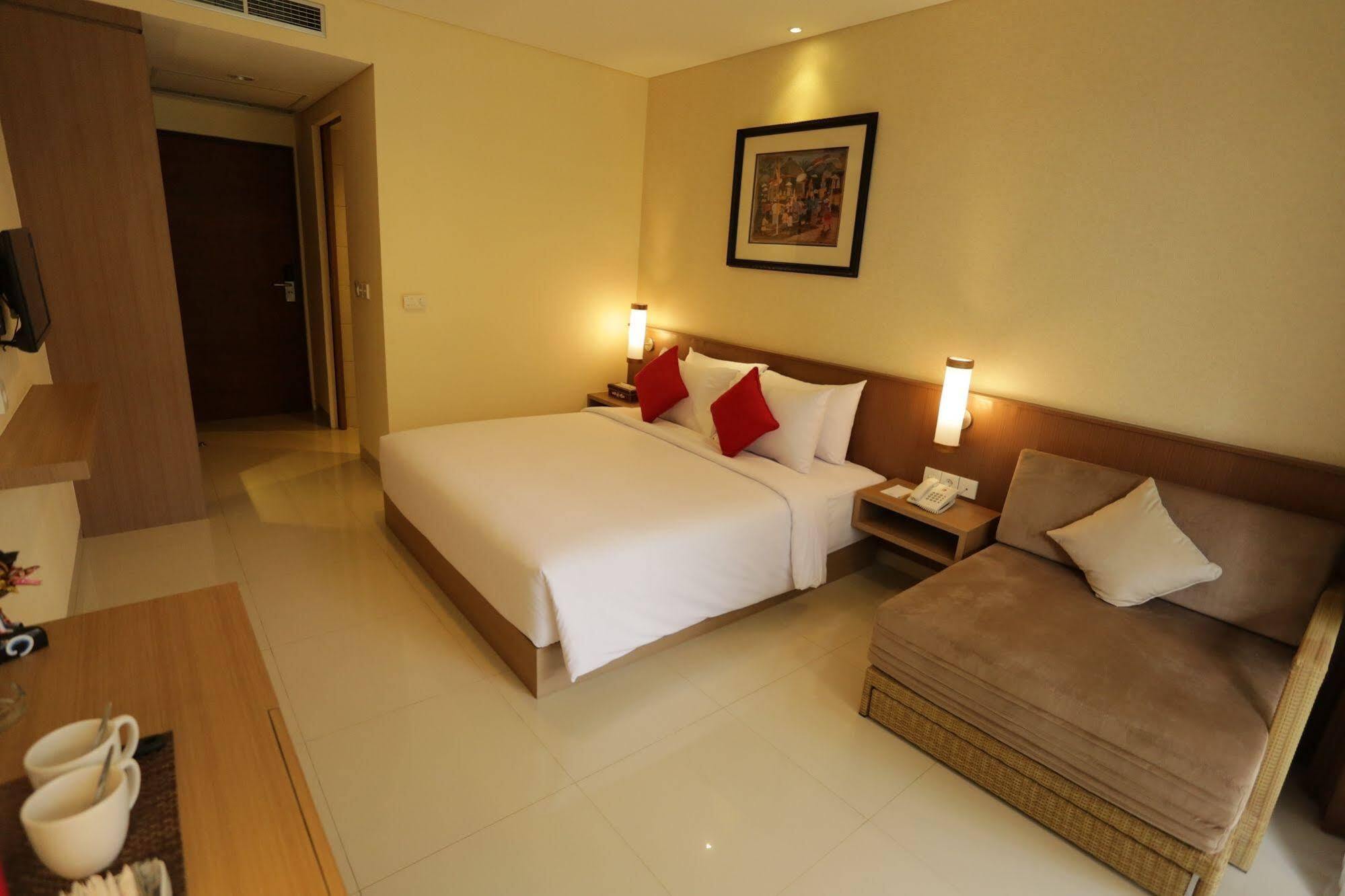 Grand La Walon Hotel Legian Eksteriør billede